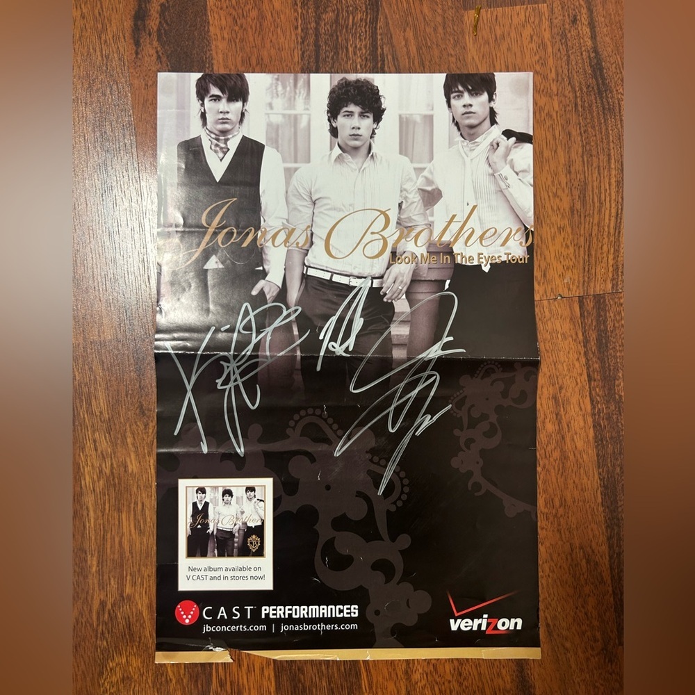 SIGNED Jonas Brothers Poster - When You Look Me In The Eyes Tour